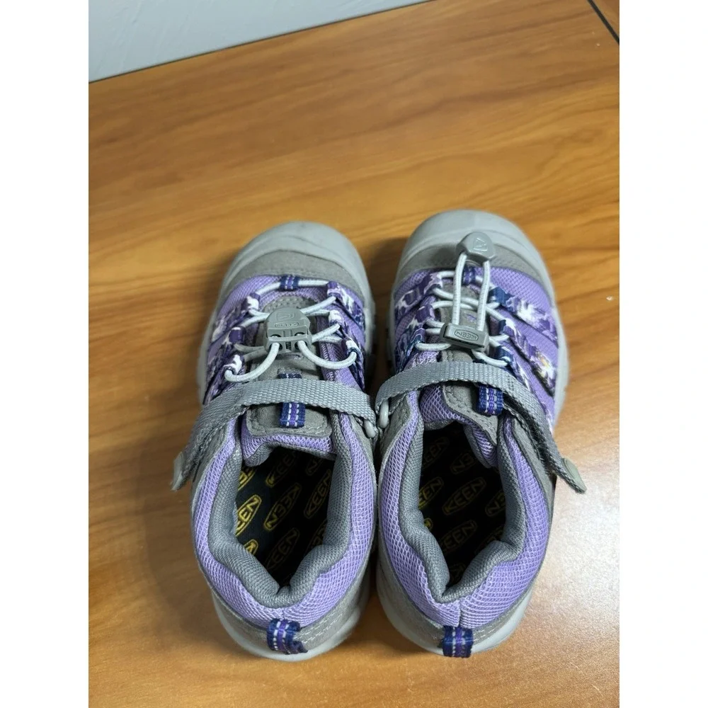 KEEN Kids Newport Purple Gray Camo Round Toe Low Top Sneakers 13 Hiking Outdoor